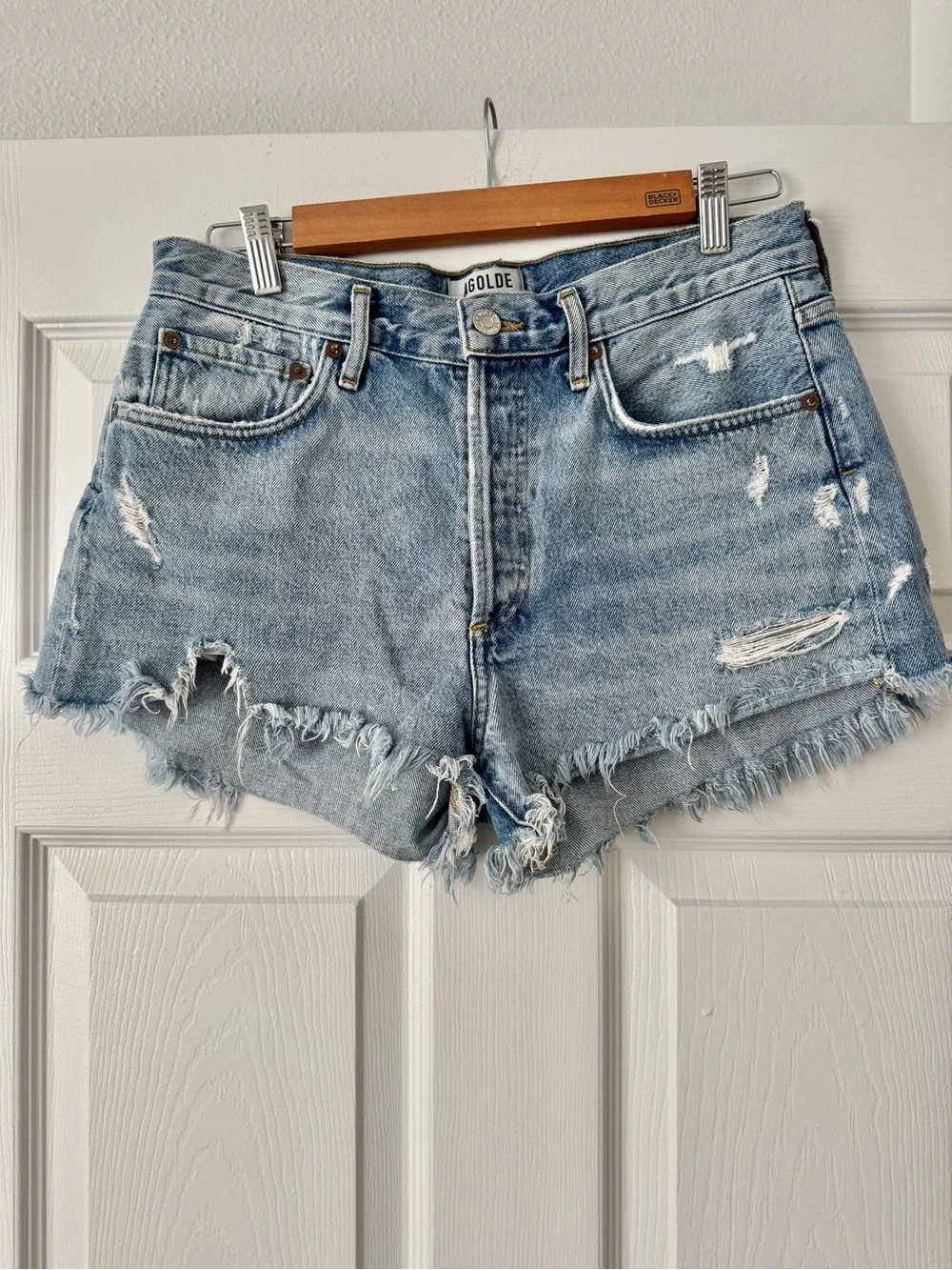 AGOLDE Parker Vintage Cut Off Shorts in Swapmeet Wash Size 27